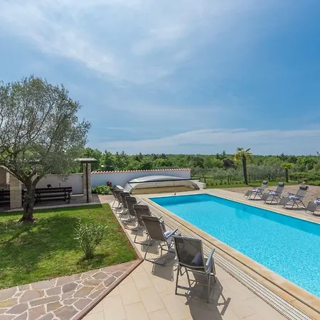 Villa Luna