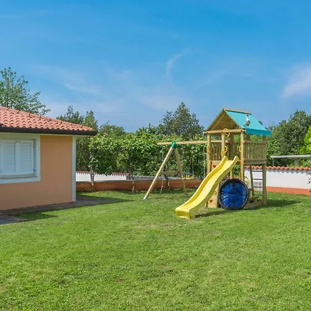 Villa Luna Sveti Ivan (Istria)