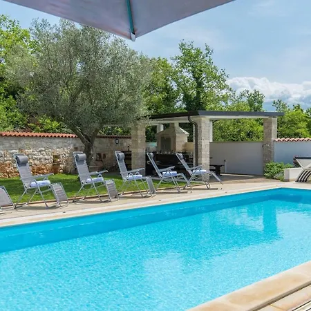 Luna Sveti Ivan (Istria)